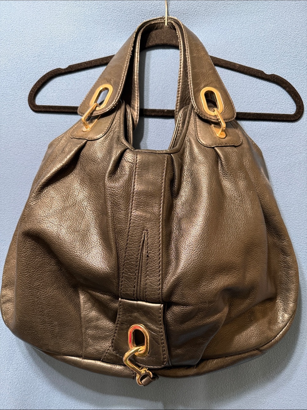 Leather Gustto Hobo Shoulder Bag in Black Italy